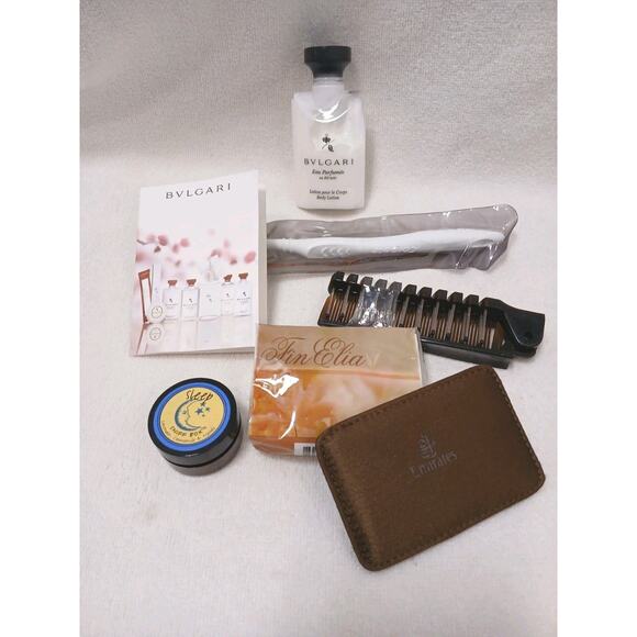 Bvlgari Parfums EMIRATES Travel Amenity Kit Accessories Lotion Brush Tissue Etc